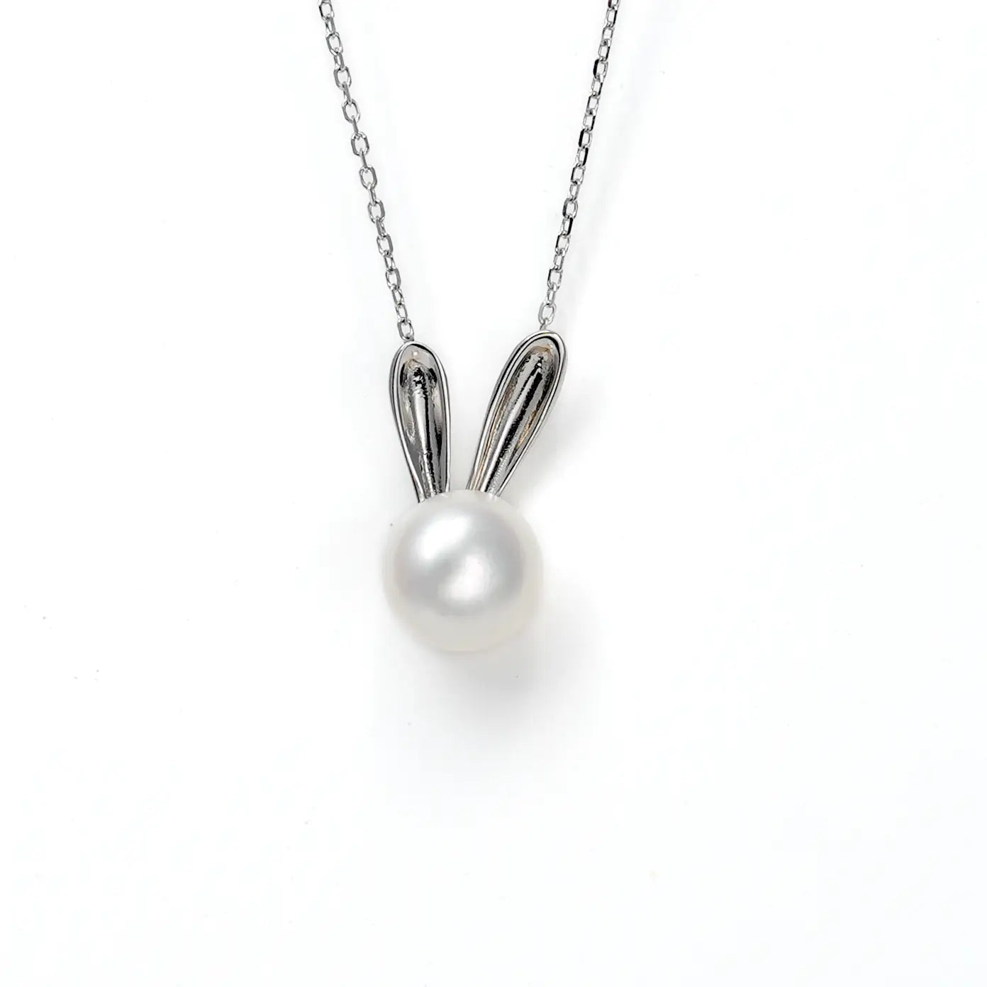 Bunny-Ear Bail White Freshwater Pearl Pendant