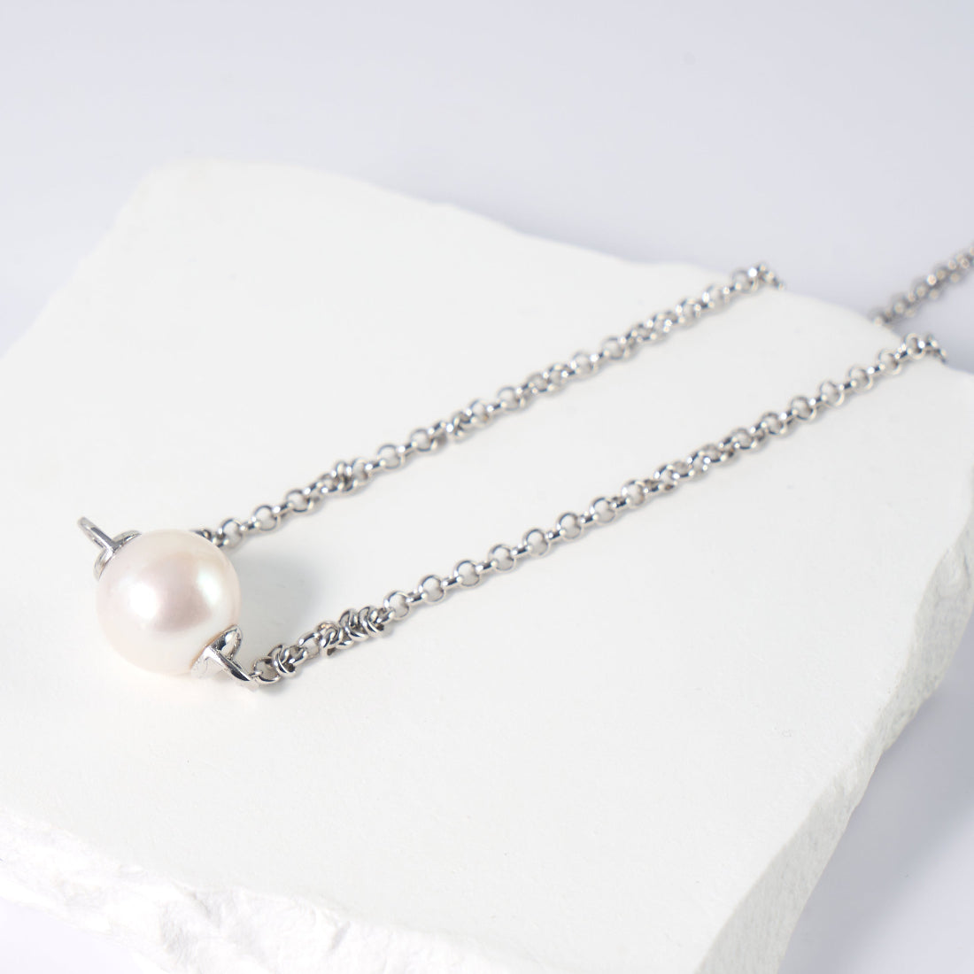 12-12.5mm Simple Freshwater Pearl Pendant