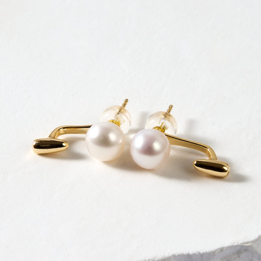 6.5-7.5mm White Freshwater Pearl Stud Earrings