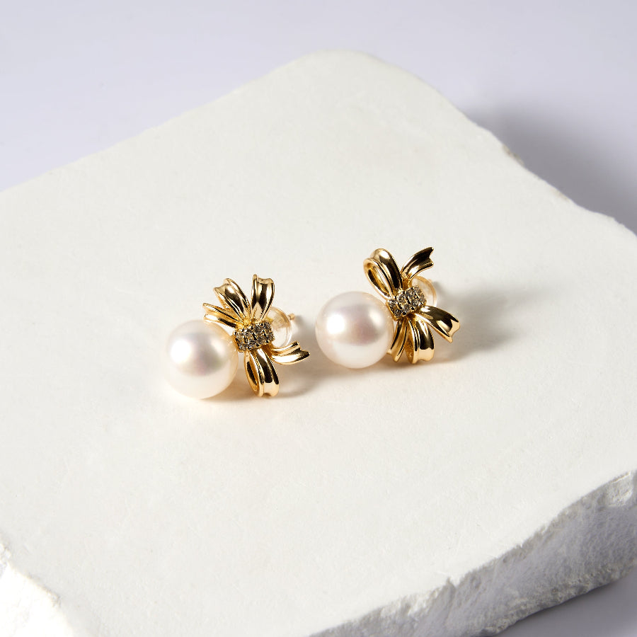 9mm White Freshwater Pearl Stud Earrings