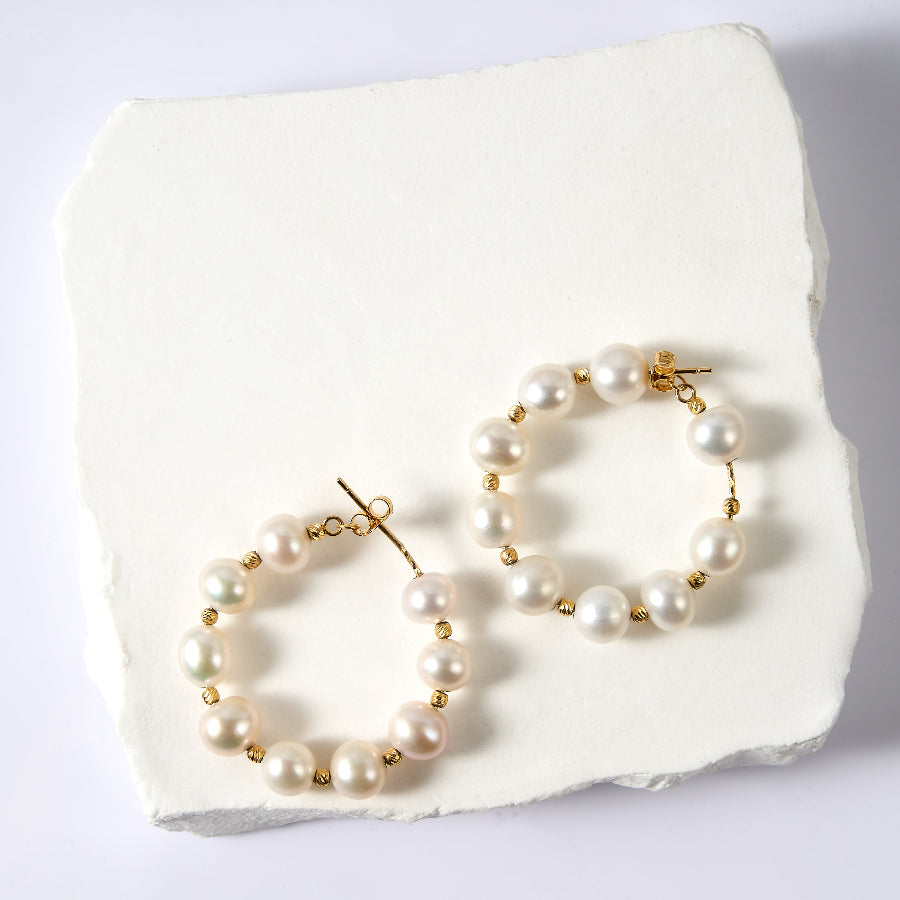 6.5-7.5mm White Freshwater Pearl Stud Earrings