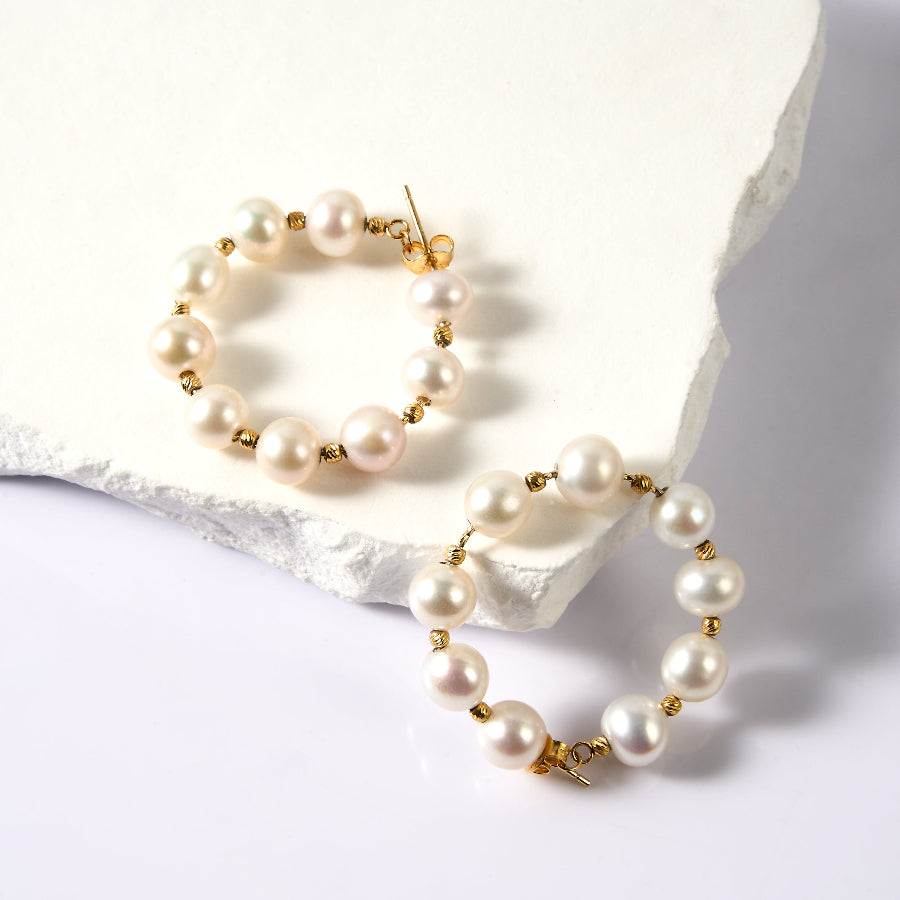 6.5-7.5mm White Freshwater Pearl Stud Earrings