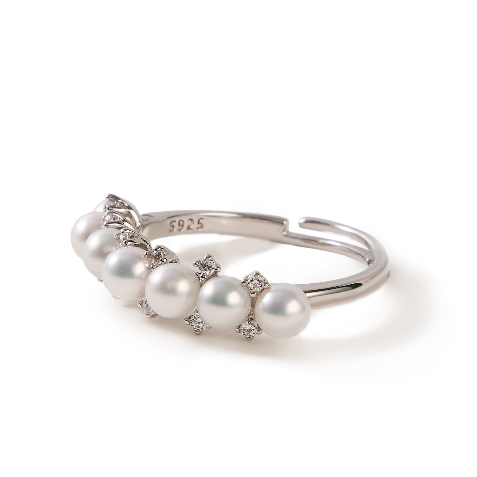 3.5-4mm White Freshwater Pearl Ring-AAA Quality