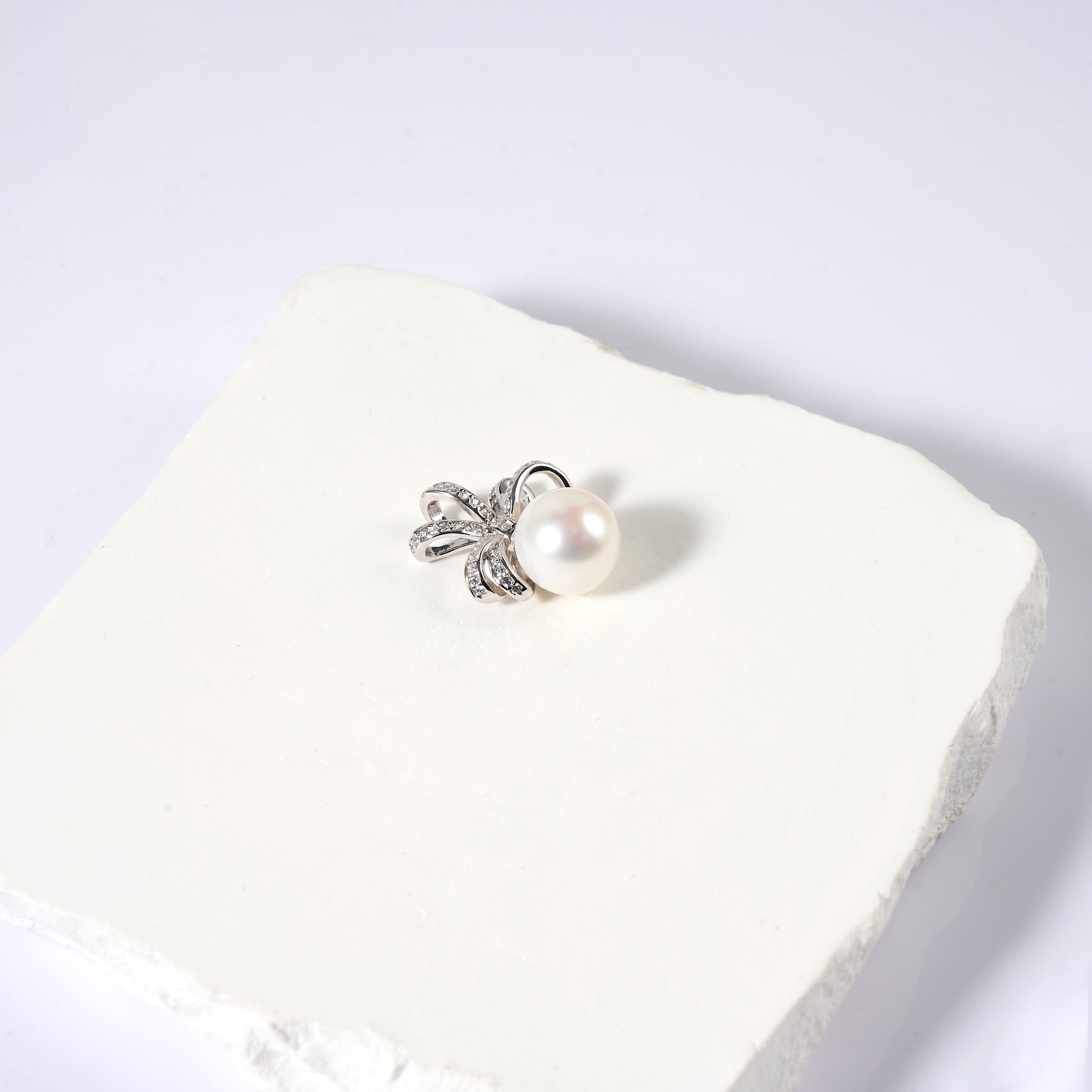 9.5-10.5mm White Freshwater Pearl Pendant Only — Chain Not Included