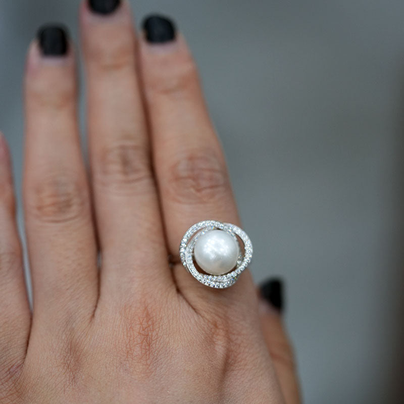 Mireille Bloom Pearl Halo Ring