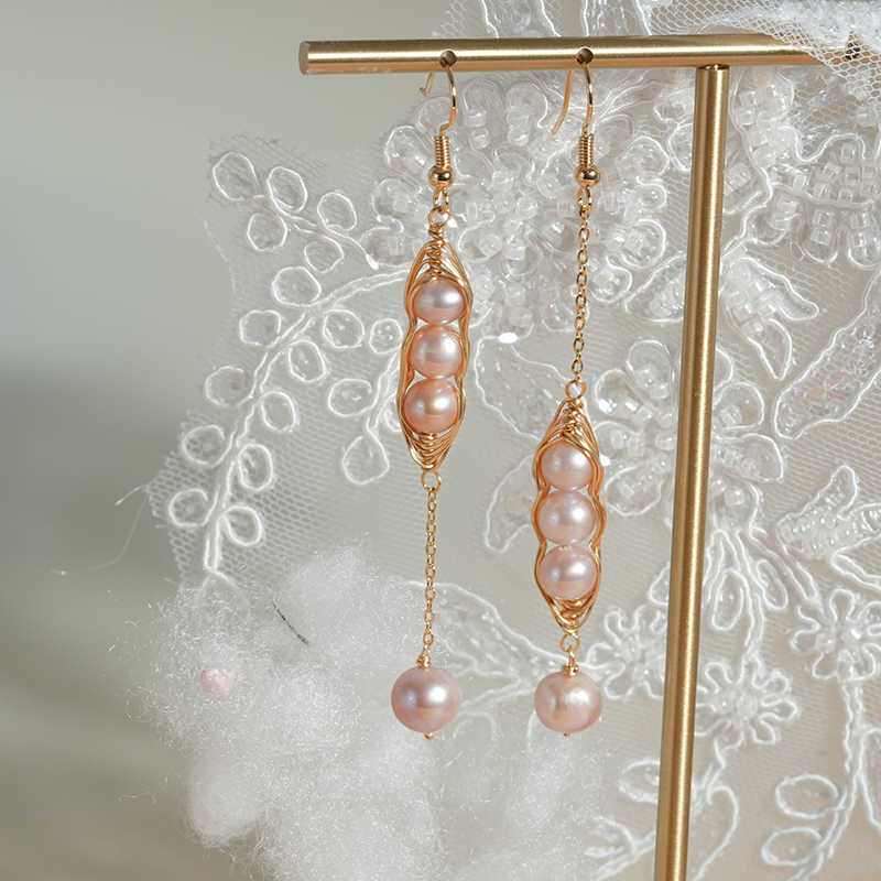 Rosy Pod Asymmetrical Pearl Earrings