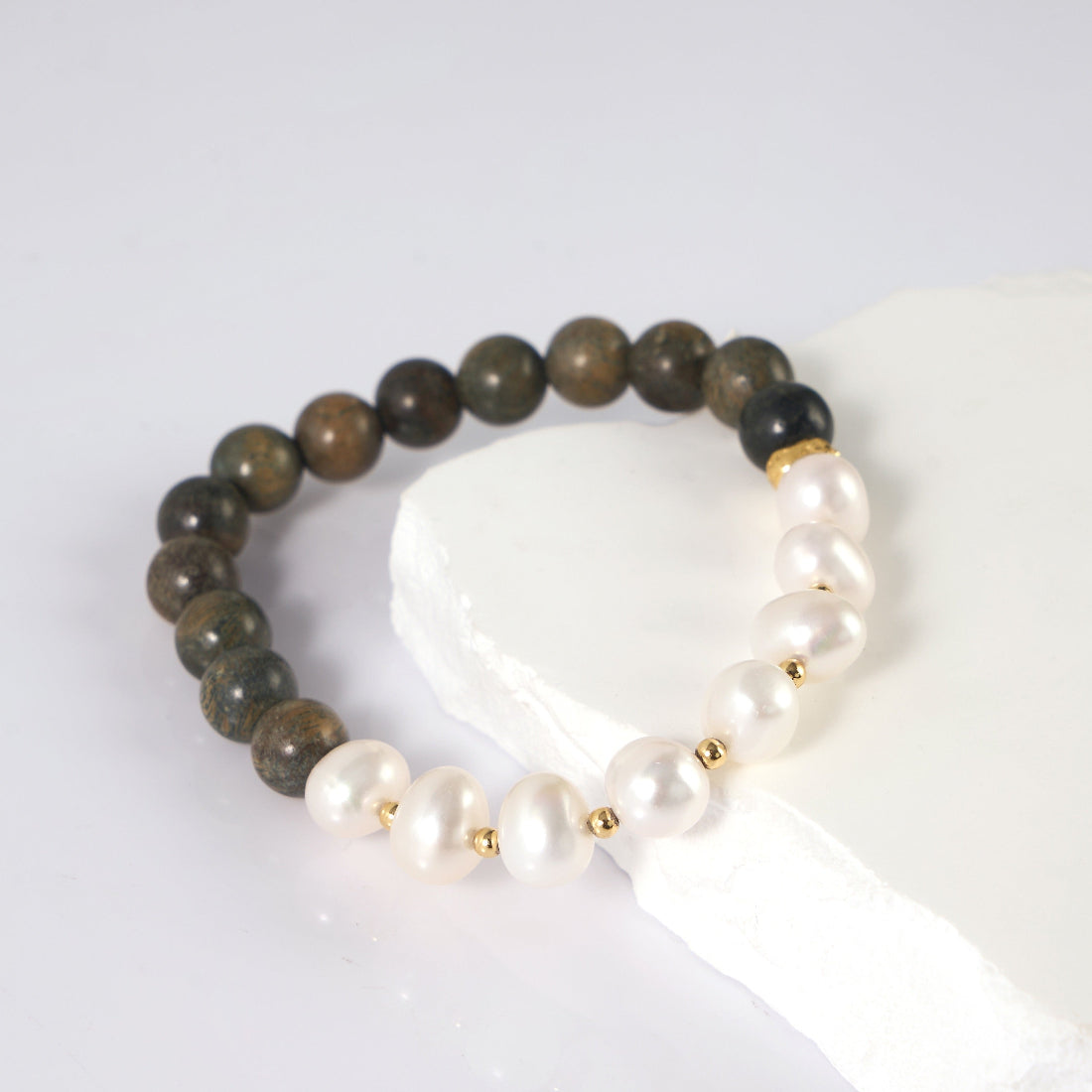 Freshwater Pearl & Sandalwood Stretch Bracelet