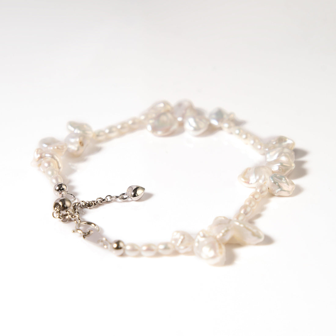 2.5–3mm Freshwater Pearl & Baroque Pearl Bracelet