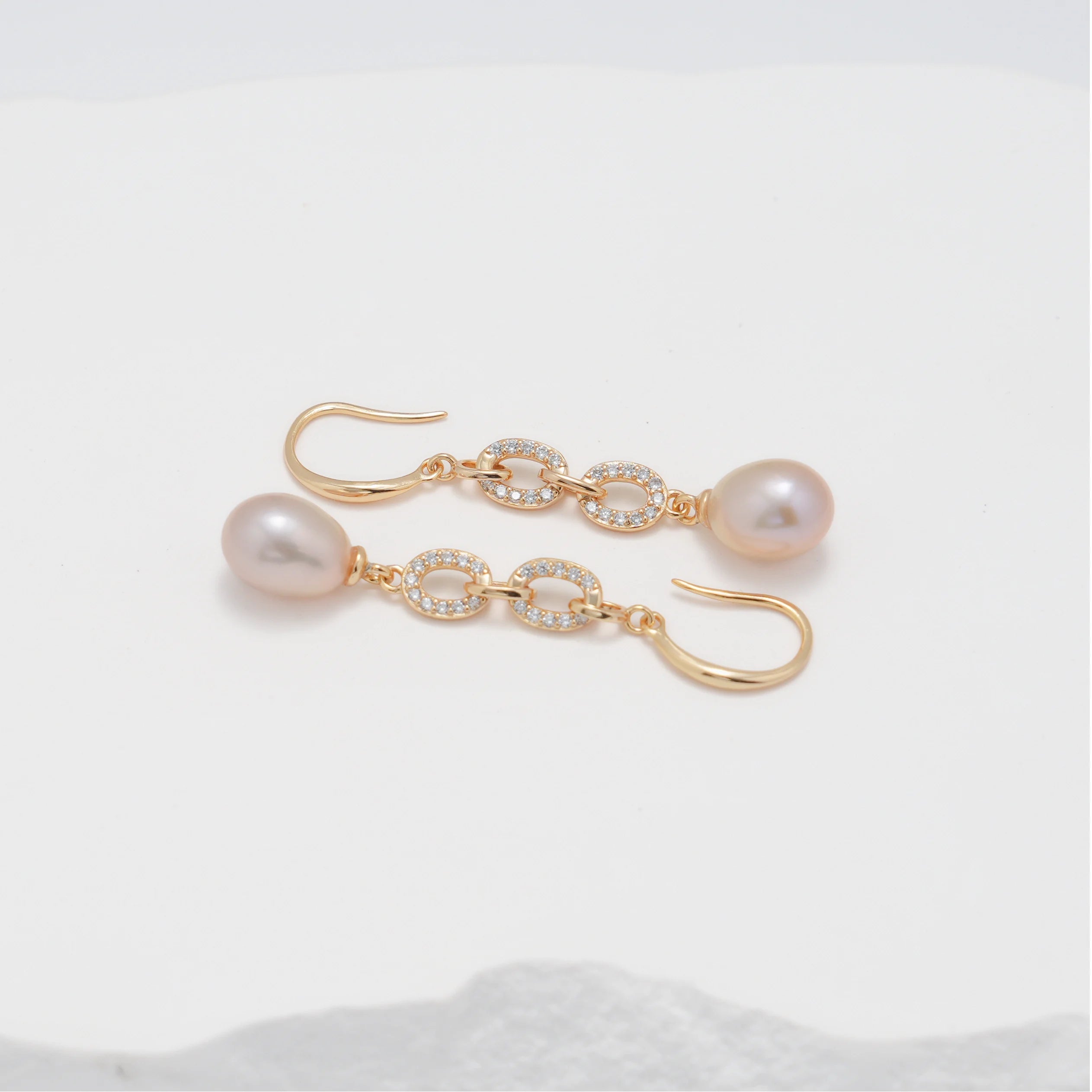 Linked-Oval Freshwater Pearl Hook Drop Earrings