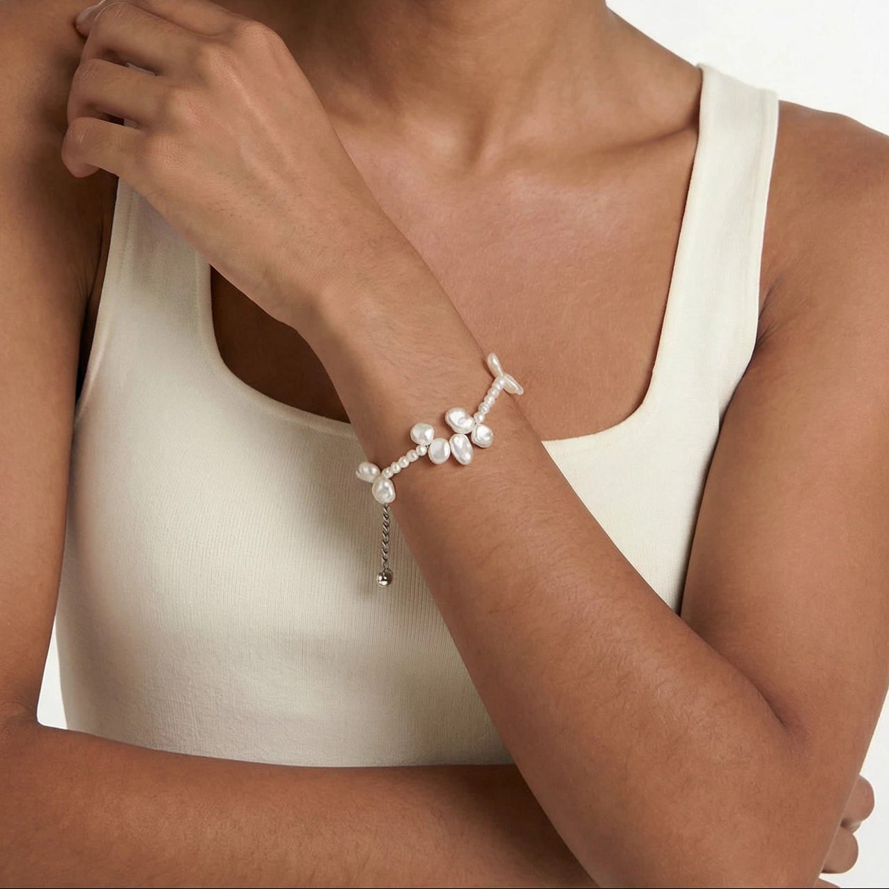 2.5–3mm Freshwater Pearl & Baroque Pearl Bracelet