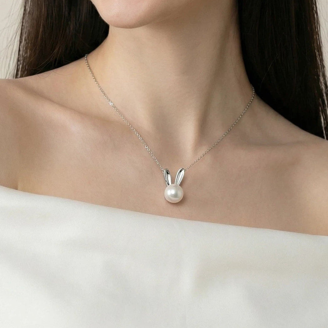 Bunny-Ear Bail White Freshwater Pearl Pendant