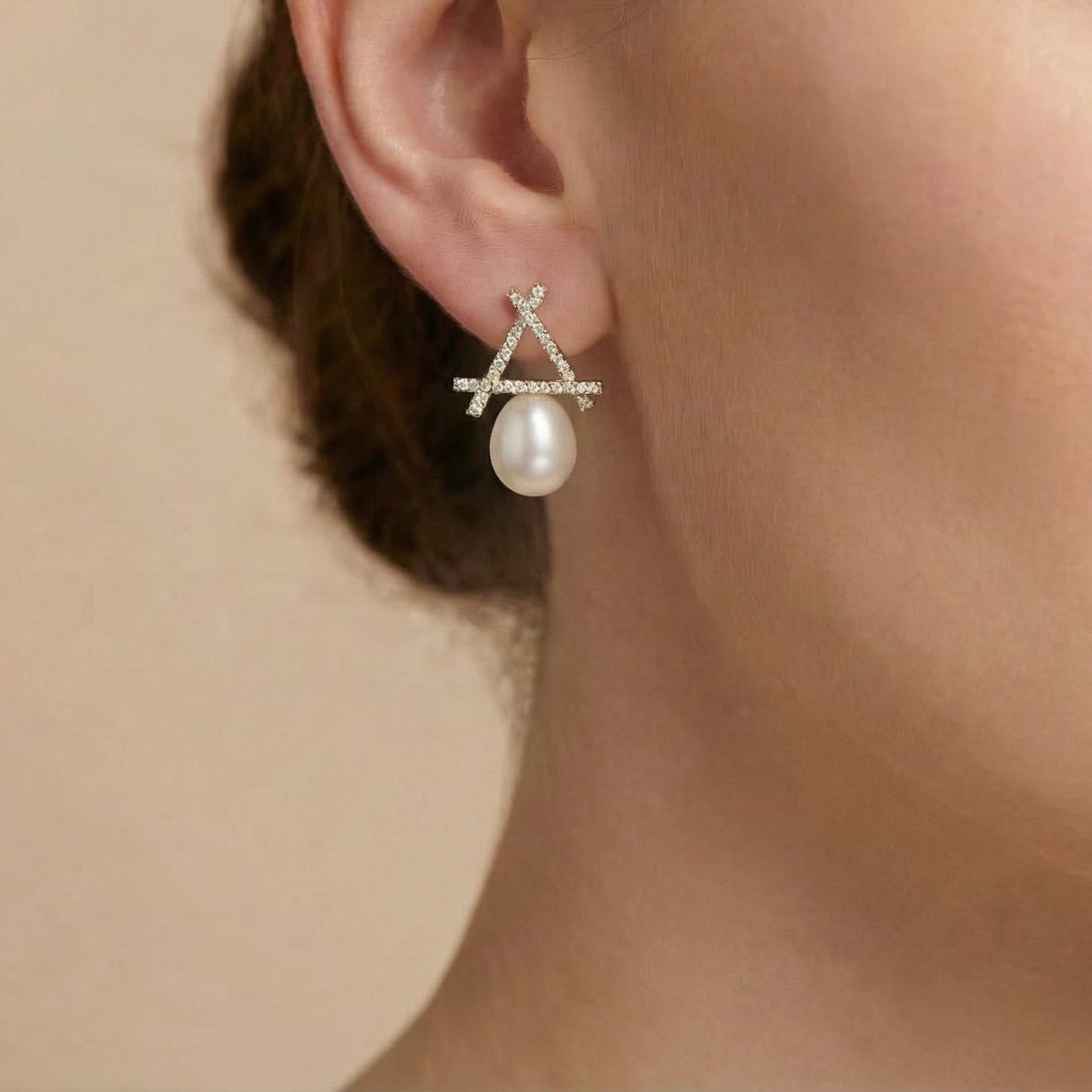 A-Frame White Freshwater Pearl Stud Earrings (8.5–9.5mm)