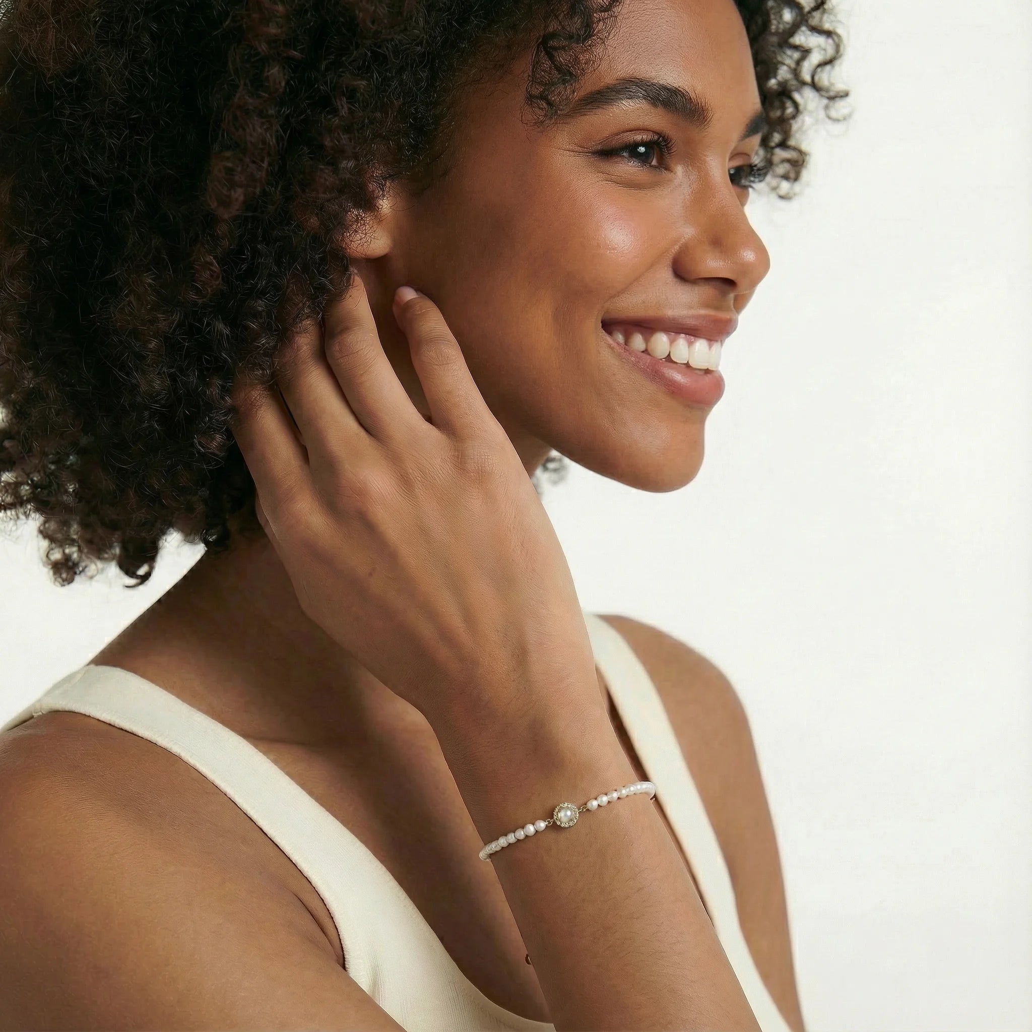 5–5.5mm White Freshwater Pearl Bracelet