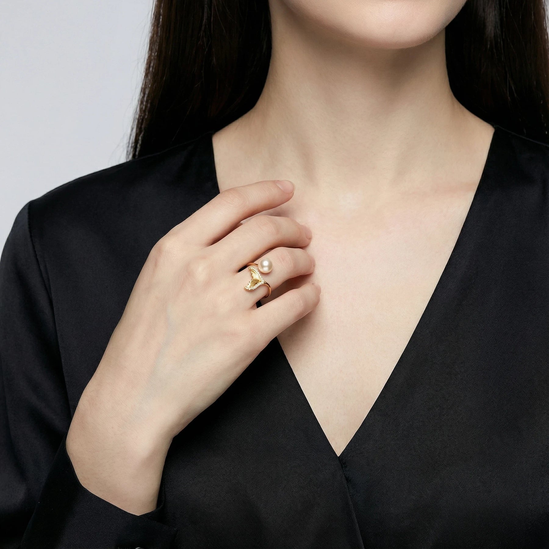 6.5-7.5 mm Mermaid Tail White Freshwater Pearl Ring-AAA Quality