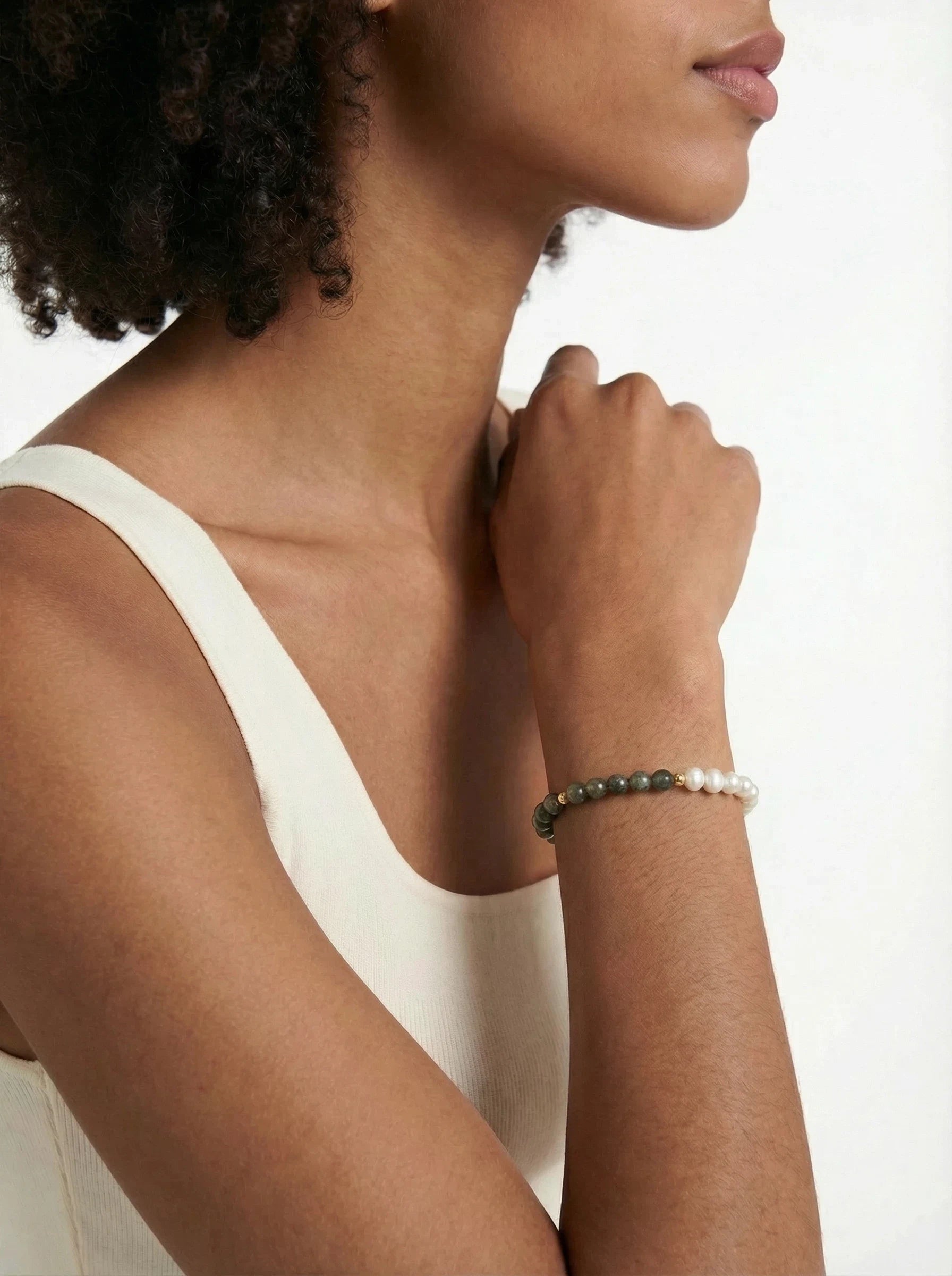 Freshwater Pearl & Sandalwood Stretch Bracelet
