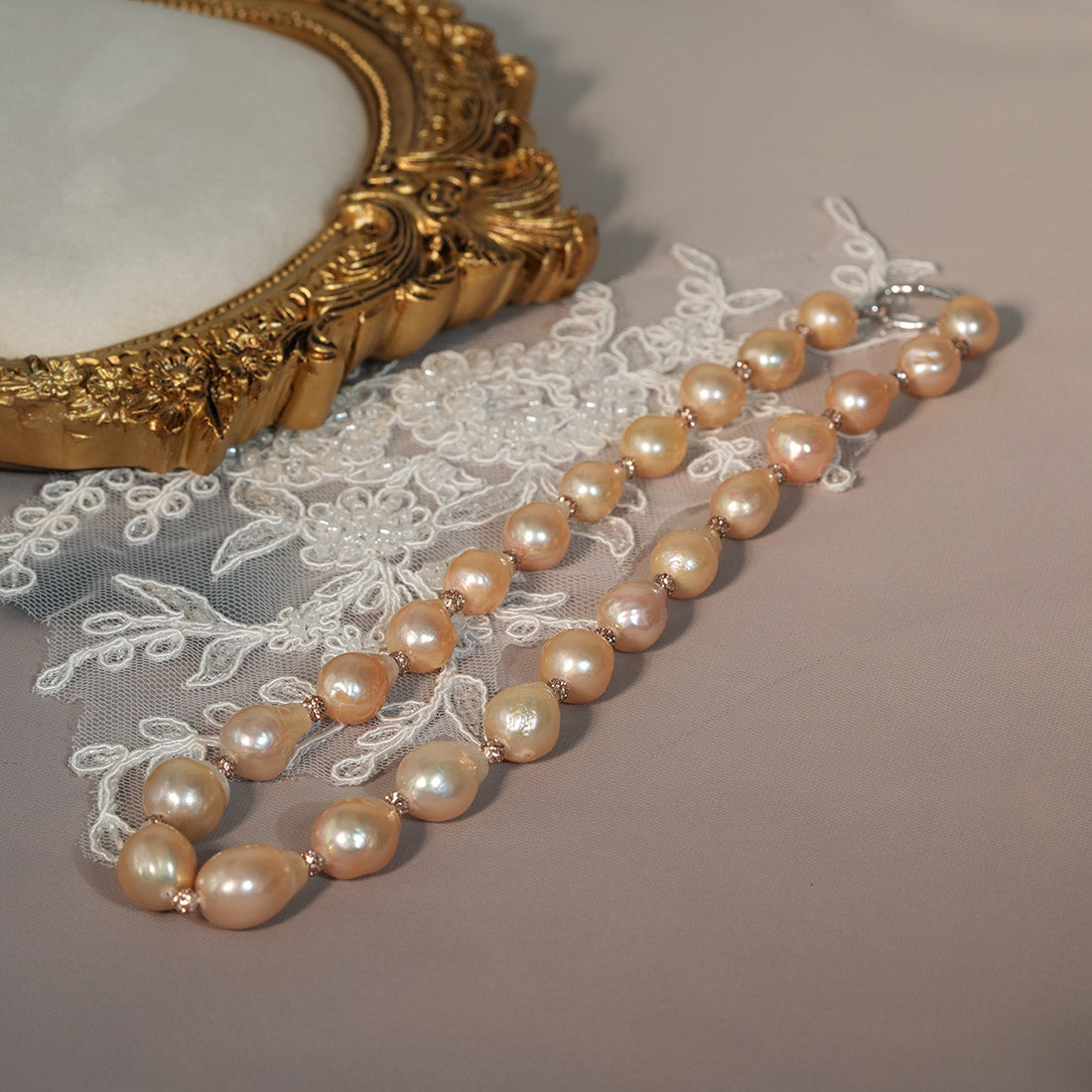 Himmlische Barockperlen-Schlosskette