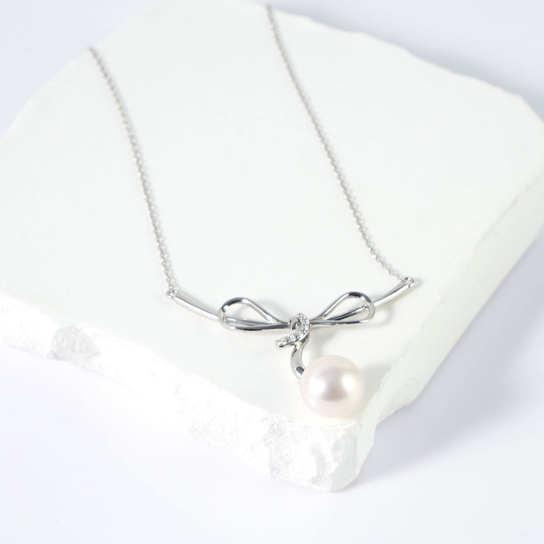 9.5-10mm Ribbon Freshwater Pearl Pendant