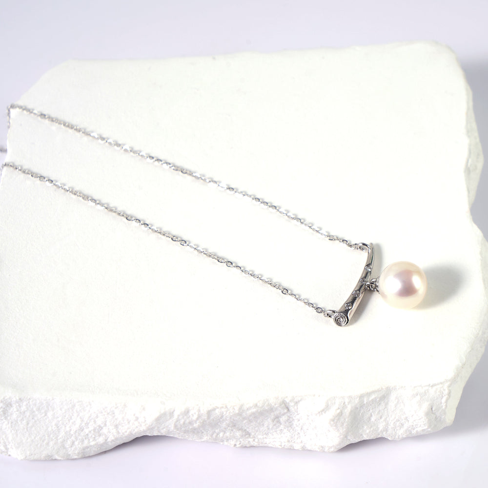 8.5-9.5mm White Freshwater Pearl Pendant