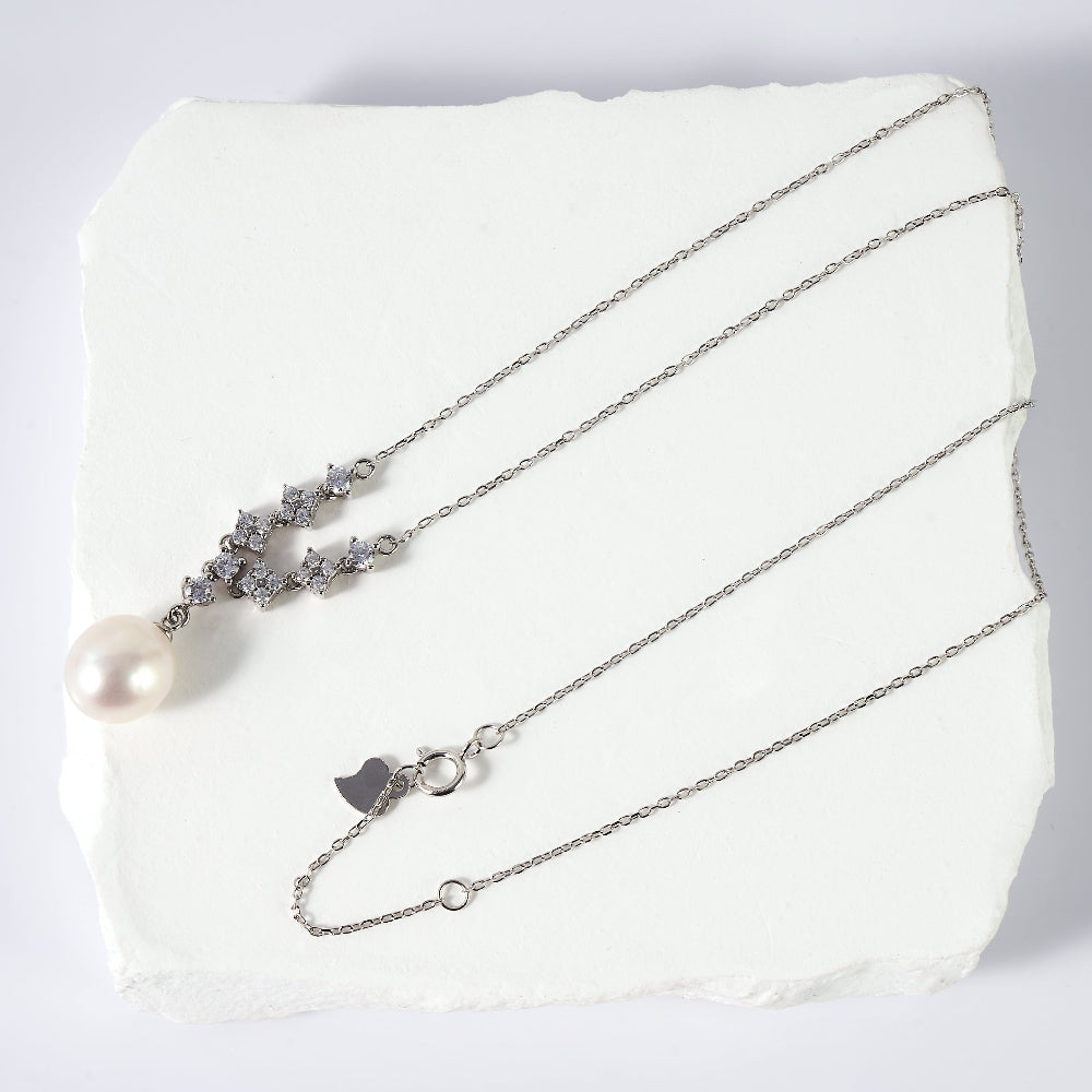 9.5-10.5mm White Freshwater Pearl Pendant