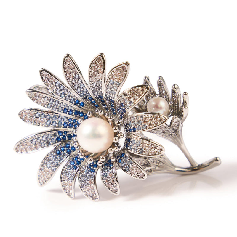 8.5-9.5mm Daisy Freshwater Pearl Brooch-AAA Quality