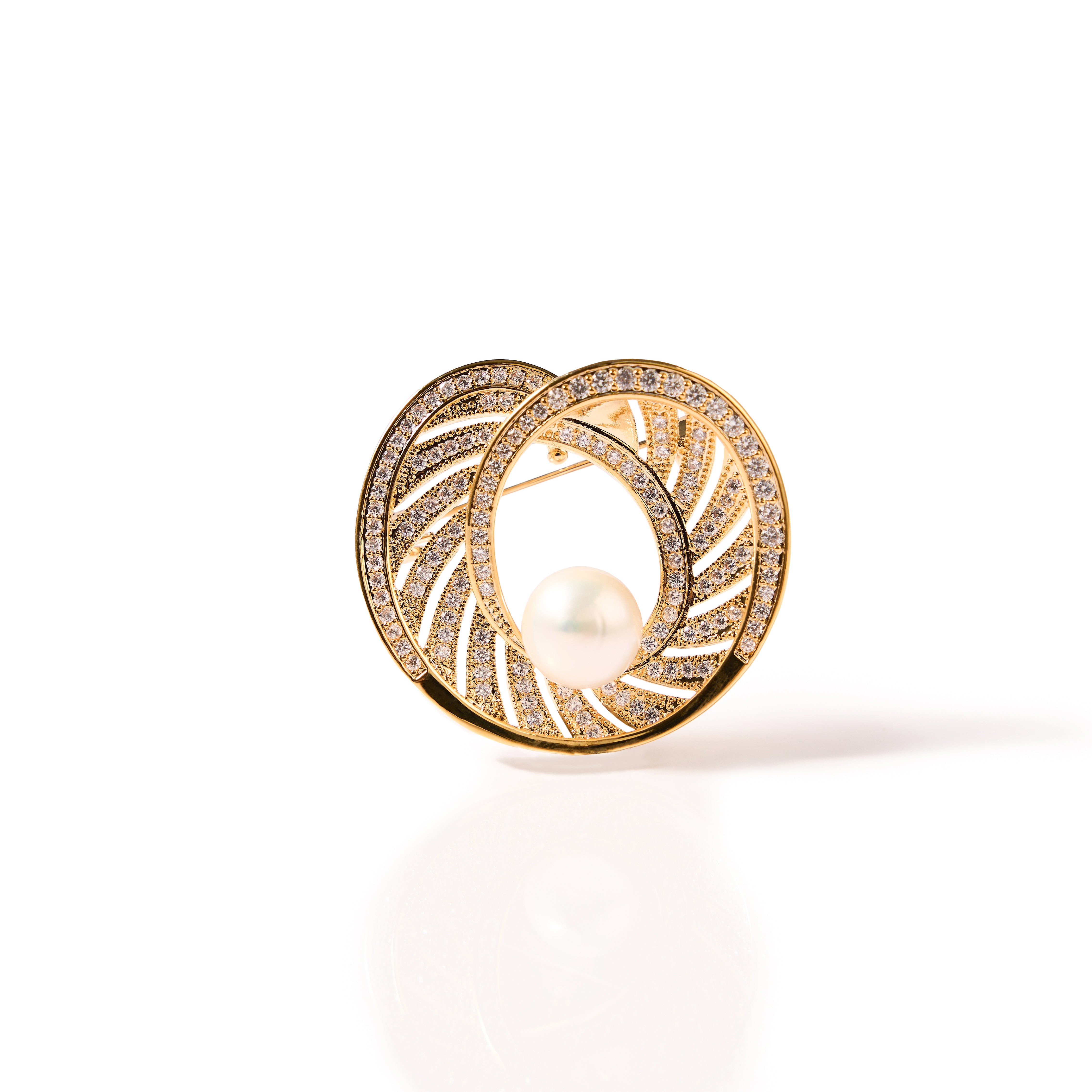 10.5-11.5 mm - AAA Quality，Intertwined Circle Pearl Brooch，18K Gold-plated