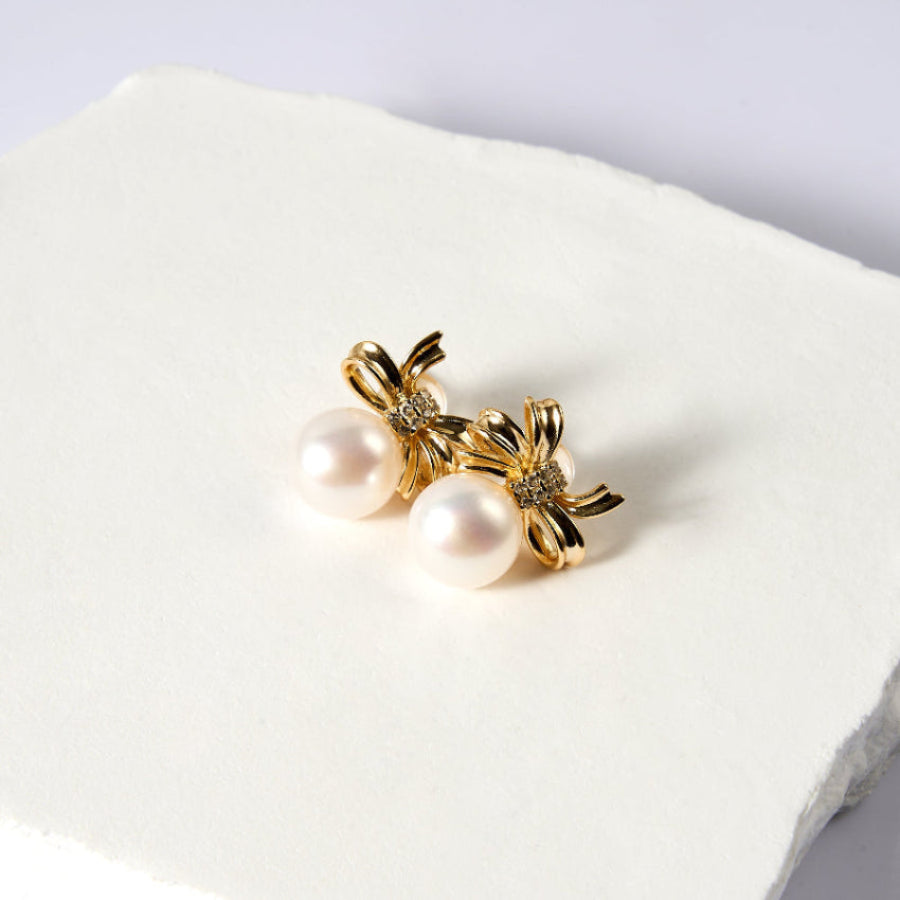 9mm White Freshwater Pearl Stud Earrings
