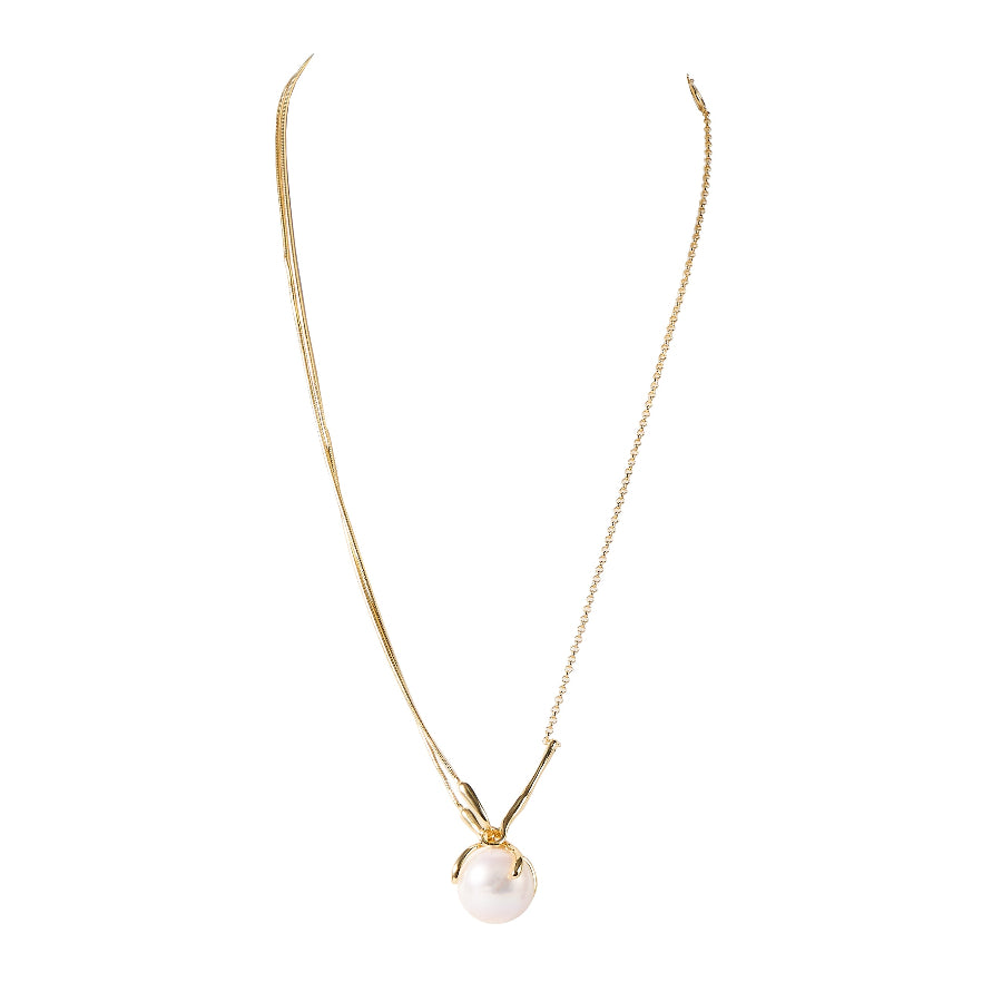 13-13.5mm White Freshwater Pearl Pendant