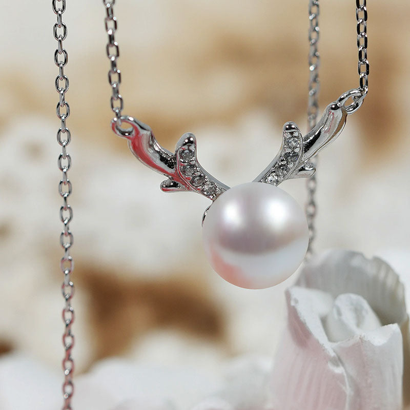 Ätherische Geweih-Strahlenperlenkette