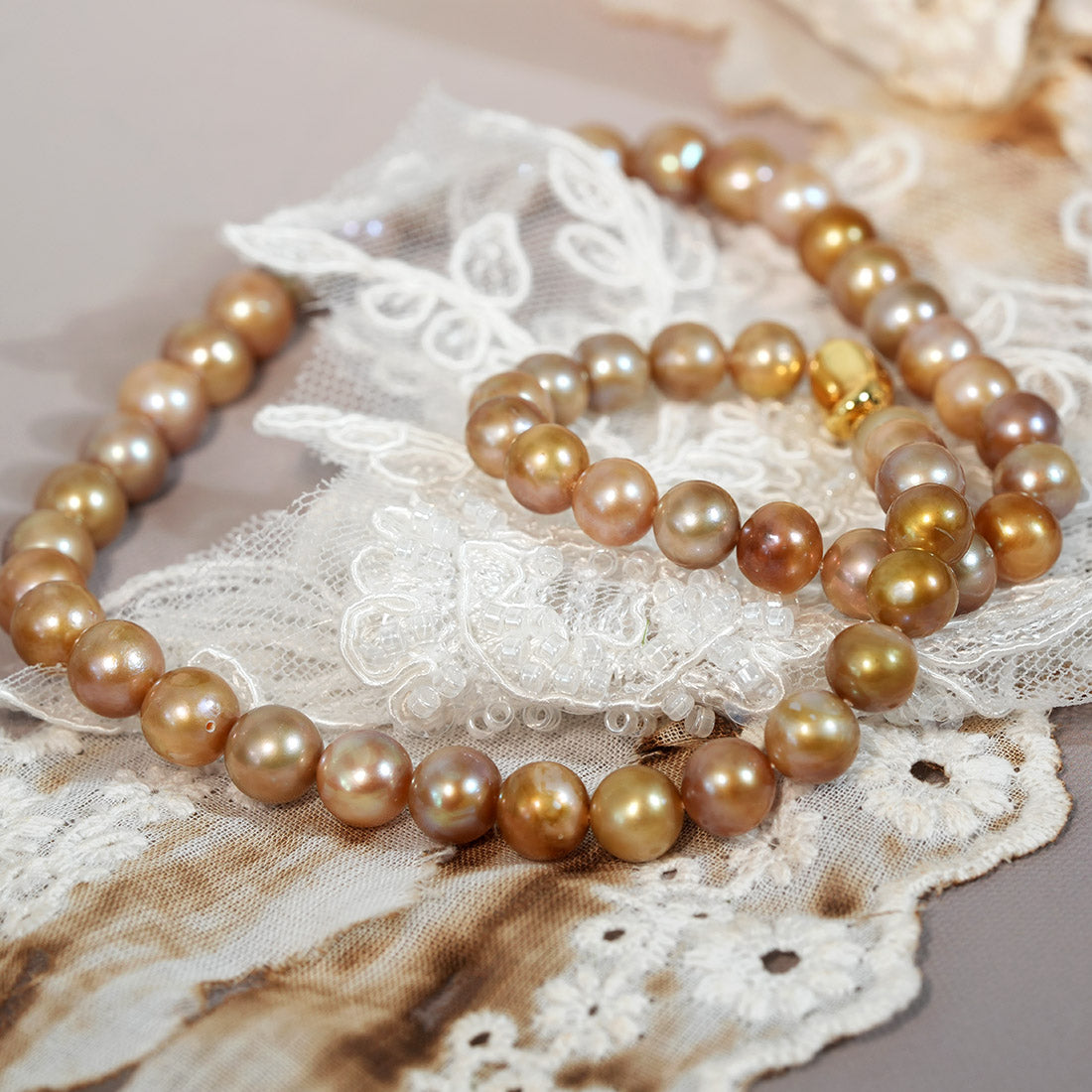 Golden Caramel Iridescent Dreamstand Necklace
