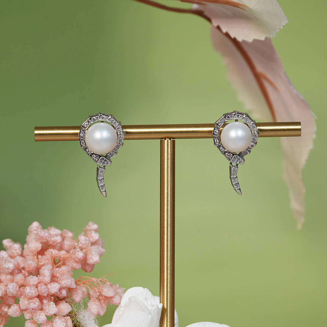 Rattlesnake Ouroboros Pearl Stud Earrings