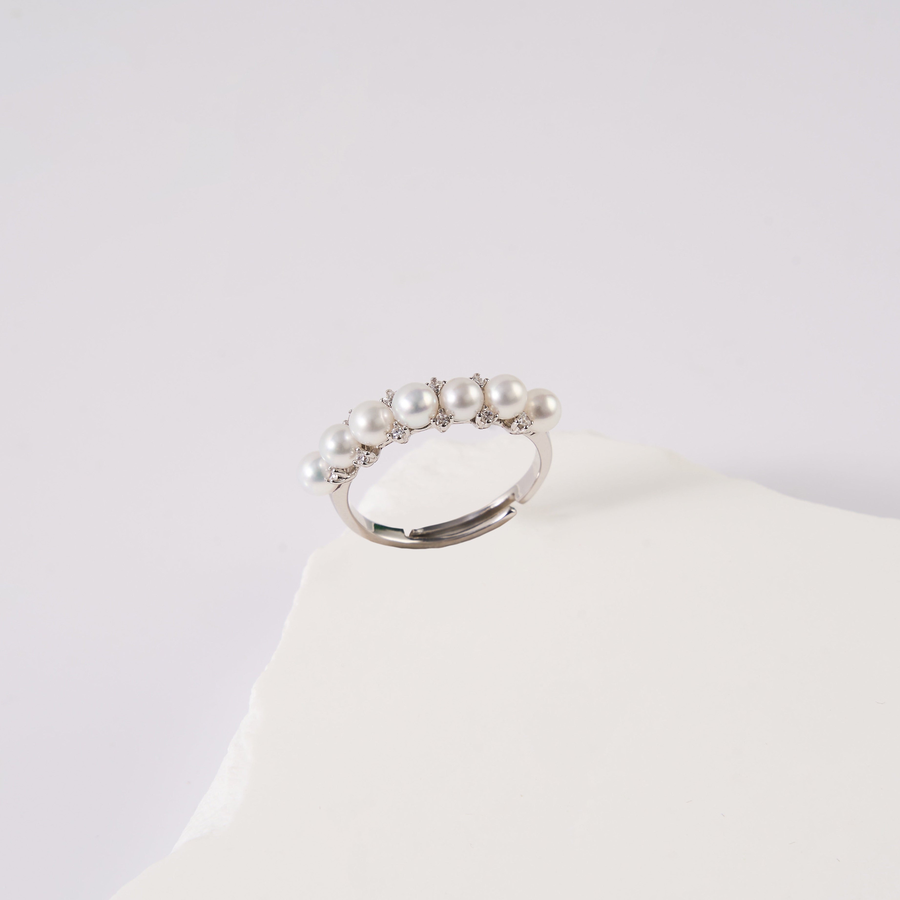 3.5-4mm White Freshwater Pearl Ring-AAA Quality